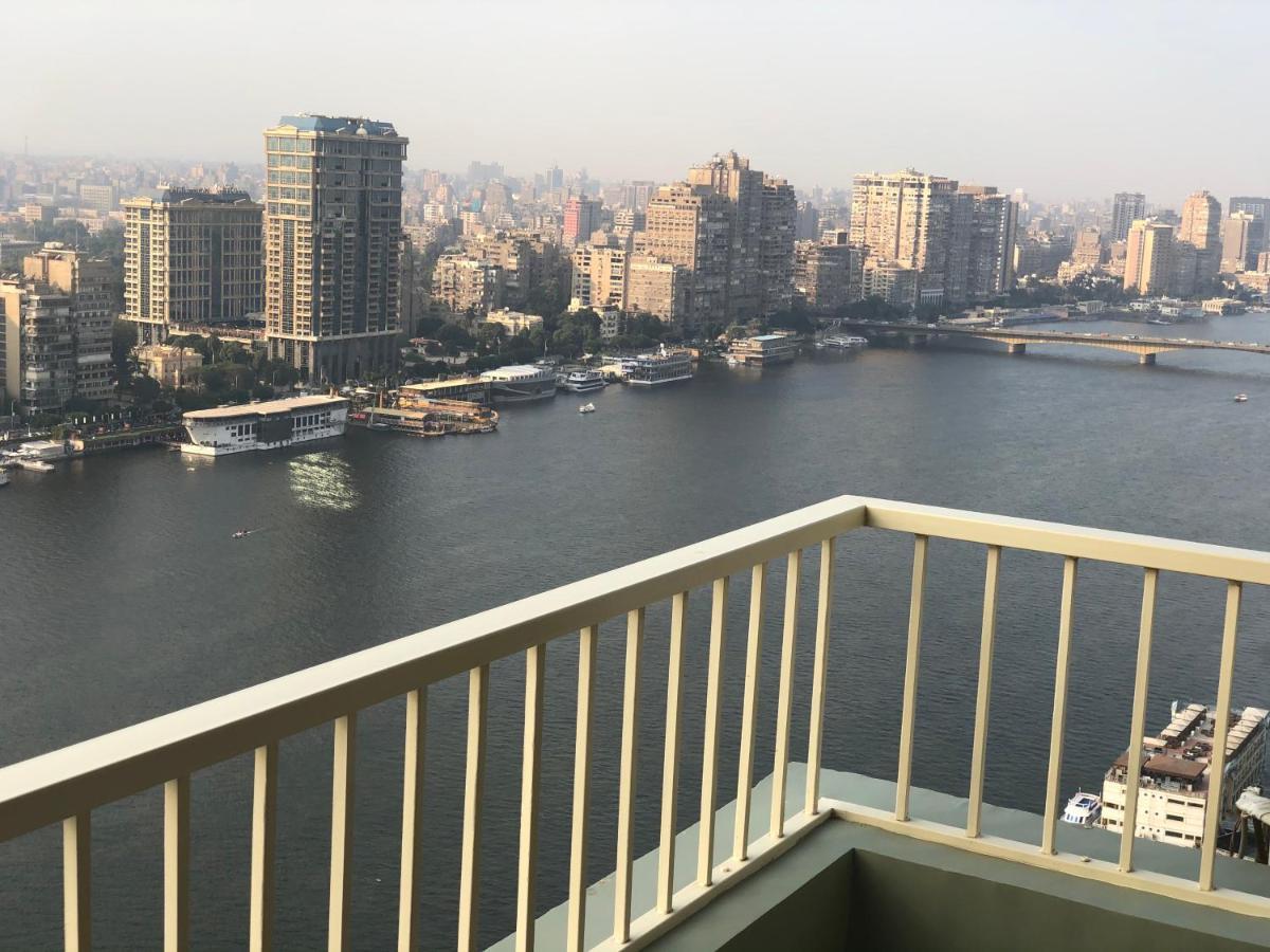 Pyramids Nile Tower Hotel Kairó Kültér fotó