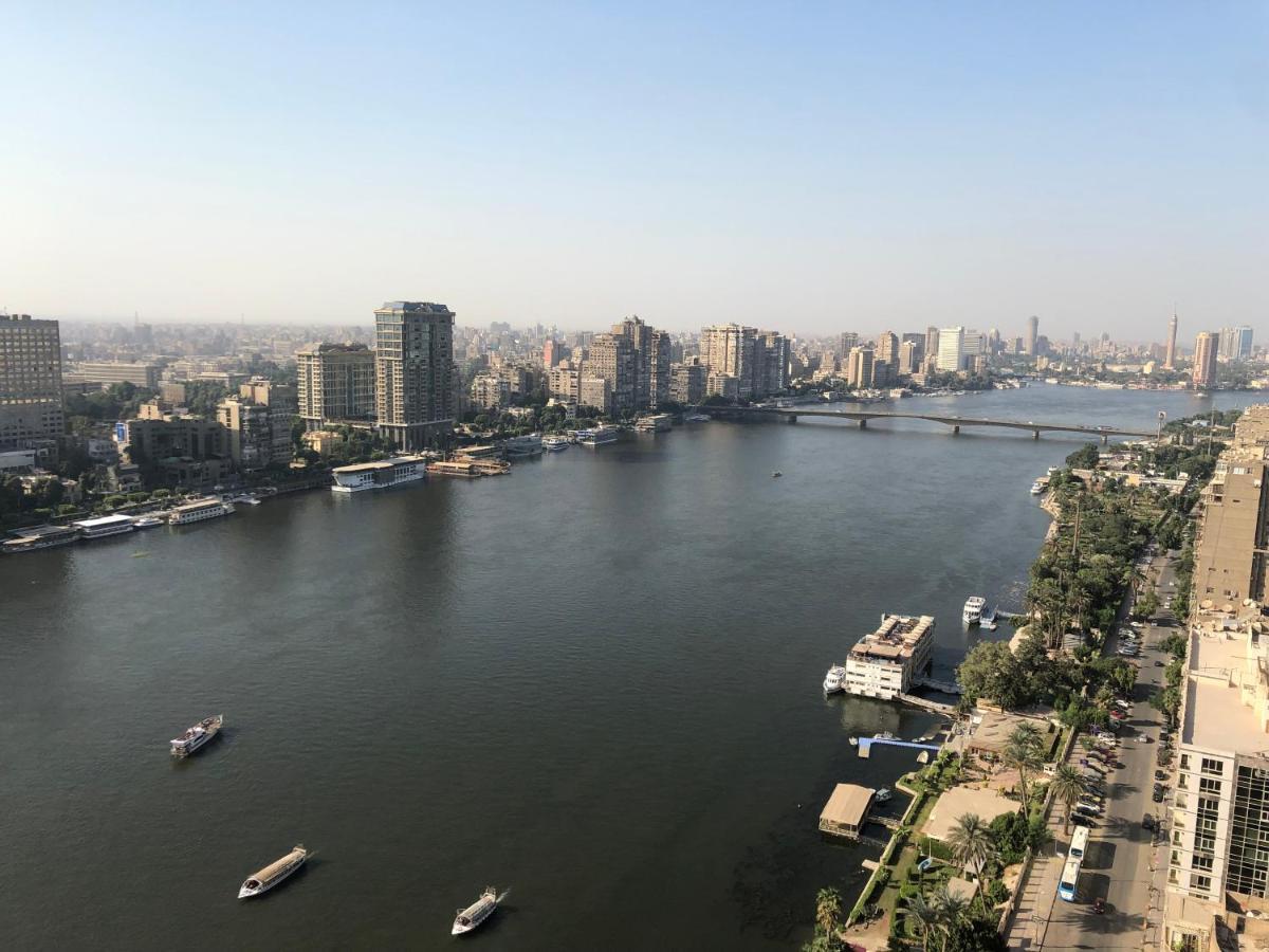 Pyramids Nile Tower Hotel Kairó Kültér fotó